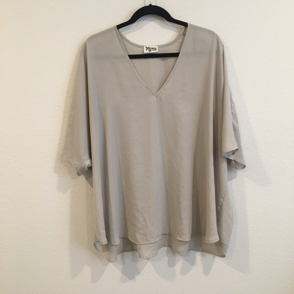 Show Me Your MuMu xsmall gray beige oversize shirt